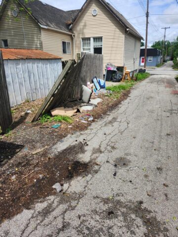 ICON's Worst Alley Makeover contest cleaned up two alleys in Springfield Illinois on Friday, April 24 as part of the United Way Day of Caring.