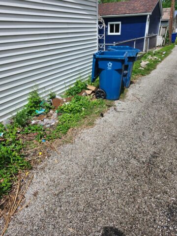 ICON's Worst Alley Makeover contest cleaned up two alleys in Springfield Illinois on Friday, April 24 as part of the United Way Day of Caring.