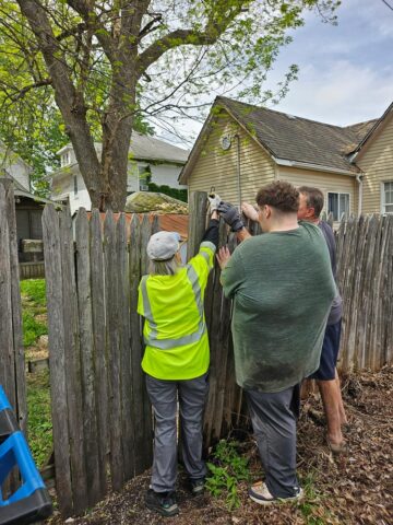 ICON's Worst Alley Makeover contest cleaned up two alleys in Springfield Illinois on Friday, April 24 as part of the United Way Day of Caring.